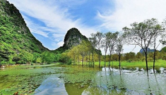 Bảo vệ môi trường khi đến làng Đông Sơn