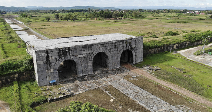 Thành Nhà Hồ