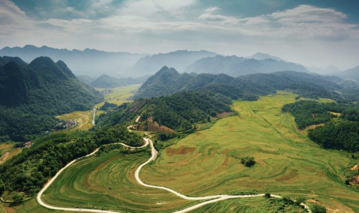 Trekking Pù Luông vào mùa lúa chín
