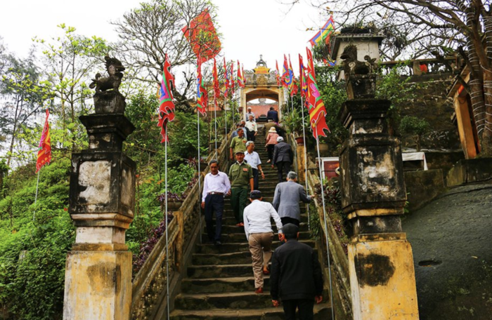 Đền Độc Cước